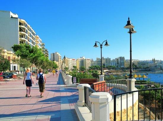 Modern 1Br Apartment Central Location Gzira Exterior foto